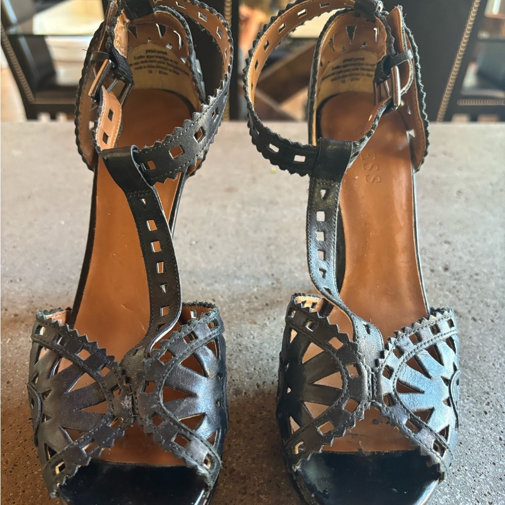 Black Strappy Heeled leather Sandals GUESS marciano